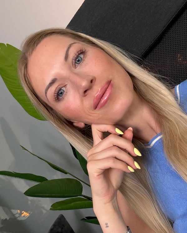 Lea Pilch lächelt in die Kamera